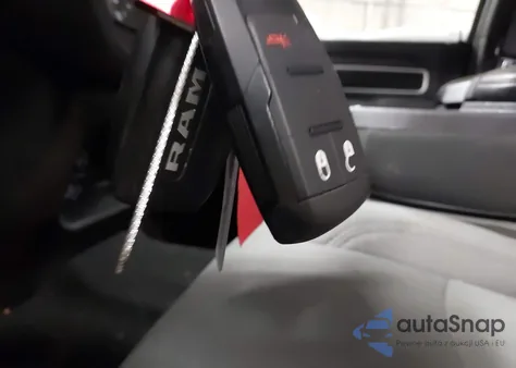 2024 Ram 2500 Big Horn 4X4 6'4 Box z USA, uszkodzony, nr VIN 3C6UR5DL3RG285821